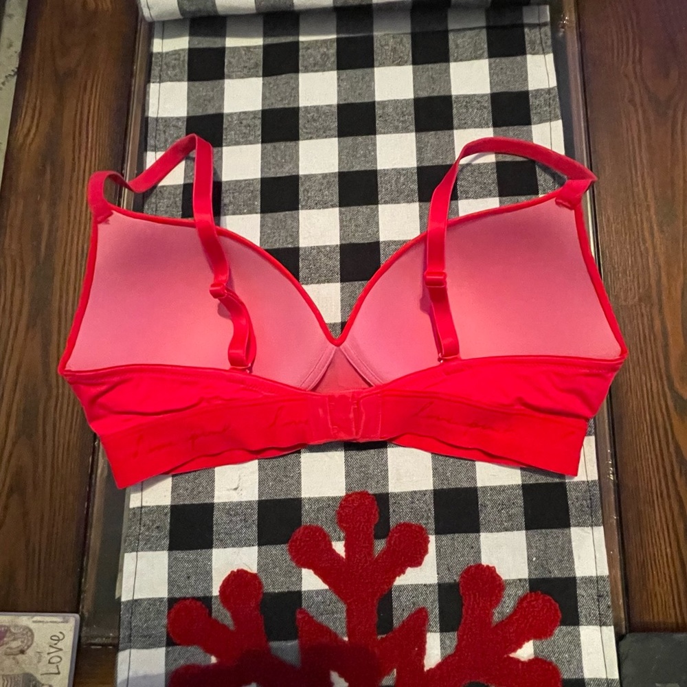 PINK Push up Bra - Picture 3 of 6